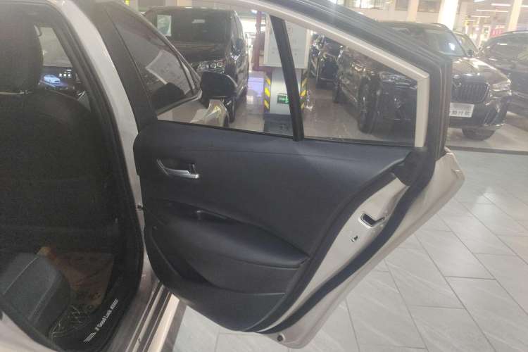 Used Toyota Levin 2023 Smart Electric Hybrid Dual-Engine 1.8L Leading Edition
