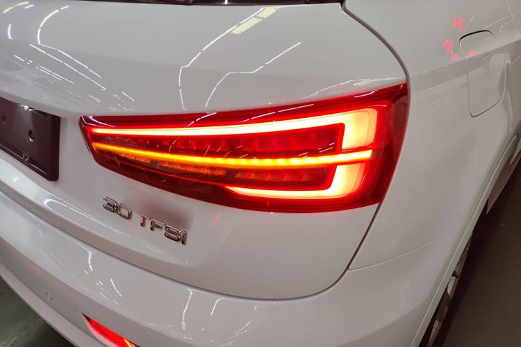 Used Audi Q3 2018 30th Anniversary Edition 30 TFSI Fashion Model
