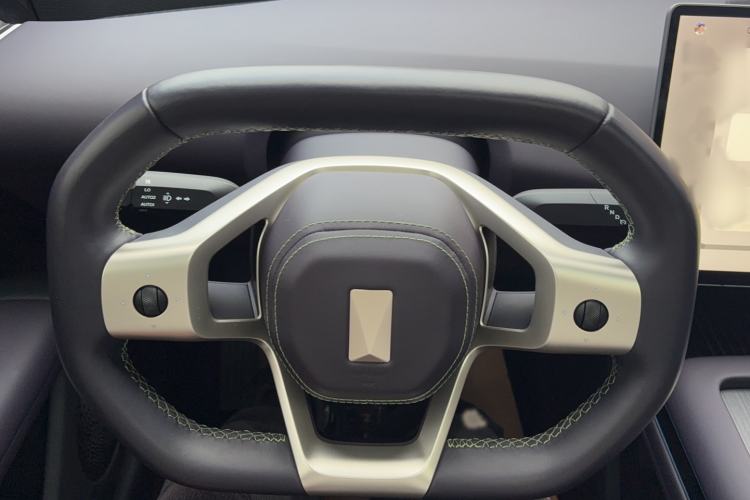 Used  07 2024 Max Extended-Range Edition