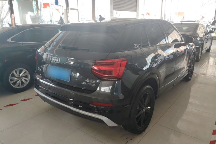 Used Audi Q2L 2021 35 TFSI Fashion Dynamic Model
