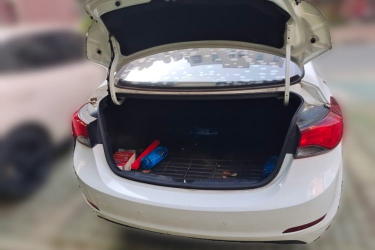 Used Hyundai Elantra 2016 1.6L Automatic Prestige Edition
