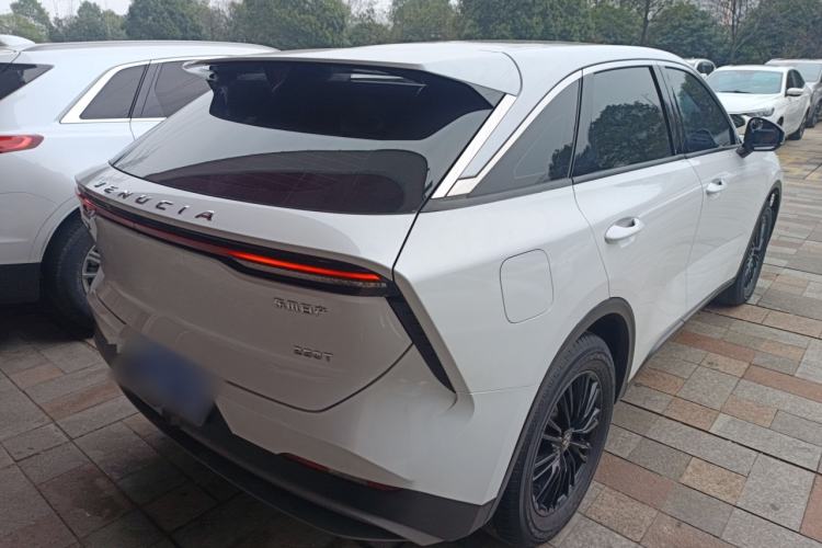 Used Venucia V 2021 260T Idol Edition