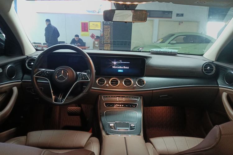 Used Mercedes-Benz E-Class 2023 Facelift E 260 L