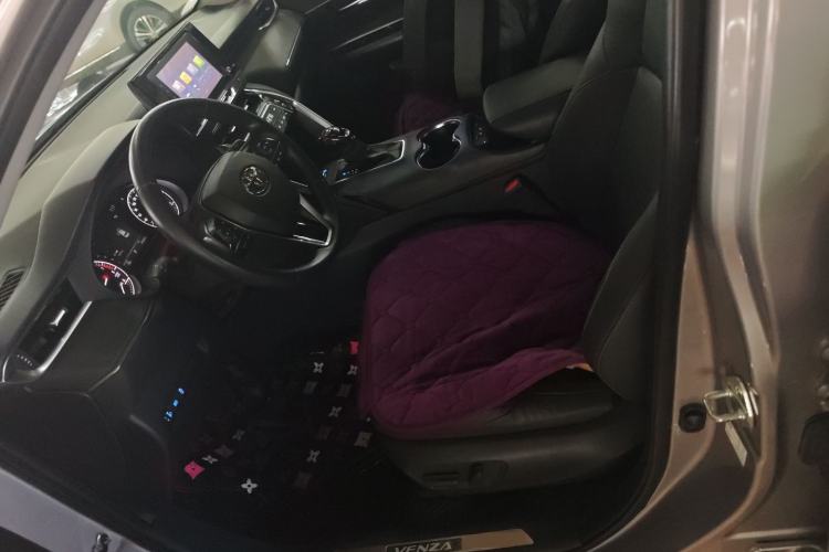 Used Toyota Venza 2022 2.0L CVT Two-Wheel Drive Luxury Edition
