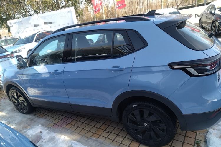 Used Volkswagen Tharu 2025 NewRui 300TSI Prestige Edition
