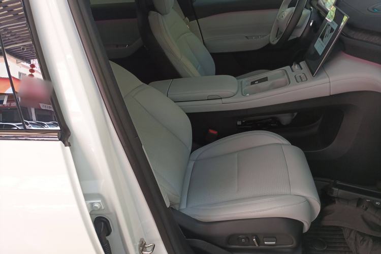 Used Nio ES6 2023 75 kWh
