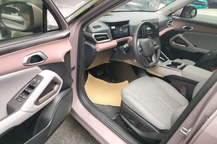 Used BYD Yuan UP 2025 Intelligent Driving Version 401 km Beyond-Range Edition