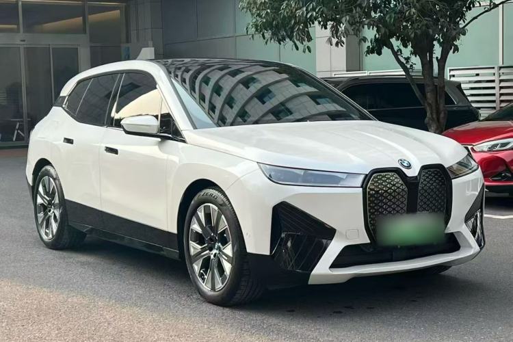 Used BMW iX 2022 xDrive40
