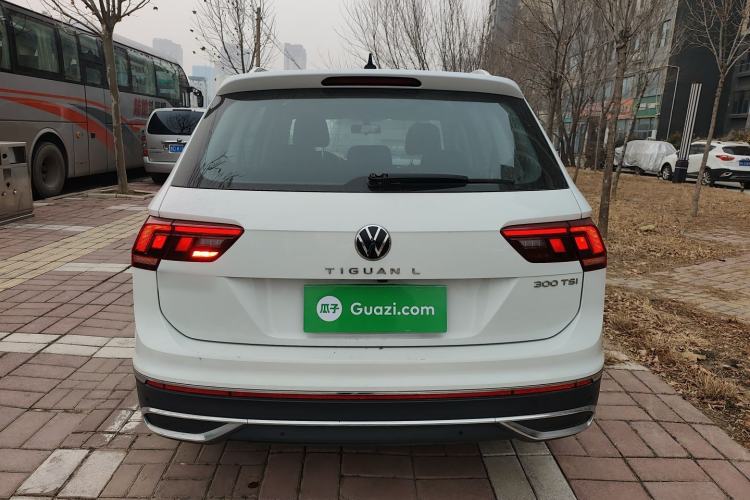 Used Volkswagen Tiguan L 2024 300TSI Automatic Two-Wheel Drive Smart Edition
