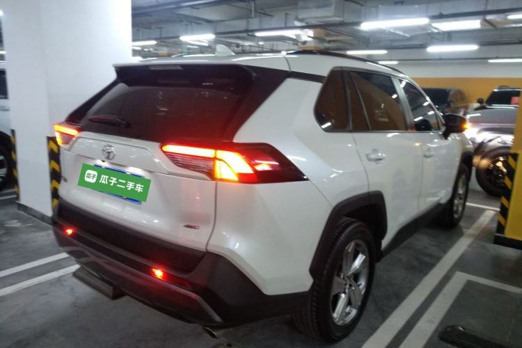 Used Toyota RAV4 2020 2.0L CVT 4x4 Trend Edition
