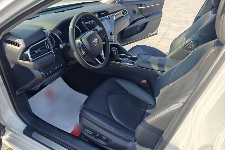 Used Toyota Camry 2019 2.5G Luxury Edition China VI Standard