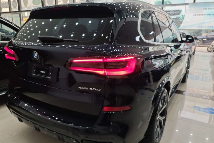 Used BMW X5 2022 xDrive 40Li M Sport Package
