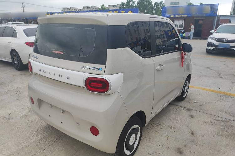 Used Wuling Hongguang MINIEV 2024 3rd Generation 215km Youth Edition
