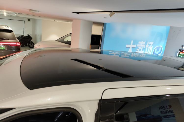 Used XPeng X9 2024 702 Ultra-Long Range Max
