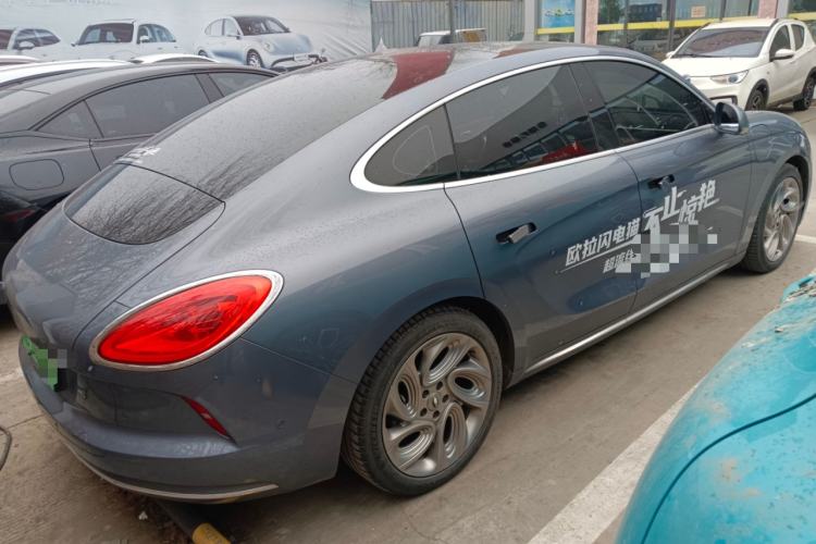 Used ORA Lightning Cat 2022 555 km Luxury Edition