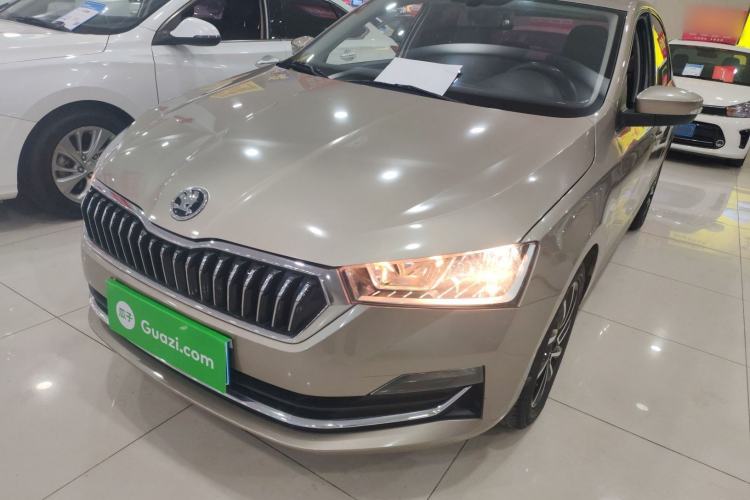 Used Skoda Rapid 2020 1.5L Automatic Comfort Edition

