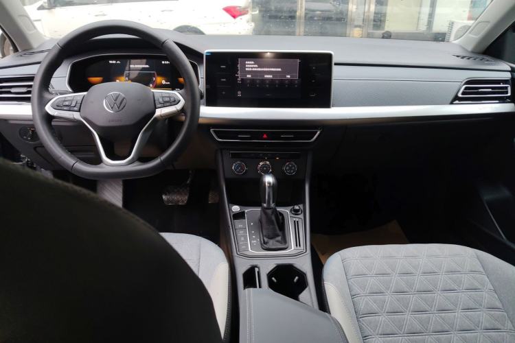 Used Volkswagen Lavida 2023 300TSI DSG Full-Comfort Edition
