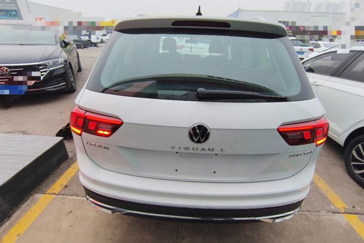 Used Volkswagen Tiguan L 2024 300TSI Automatic Two-Wheel Drive Smart Edition
