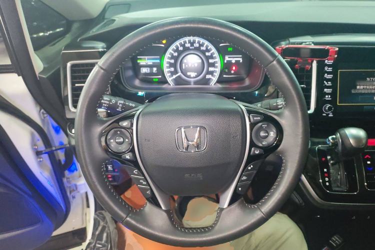 Used Honda Elysion 2019 2.0L Hybrid Supreme Edition
