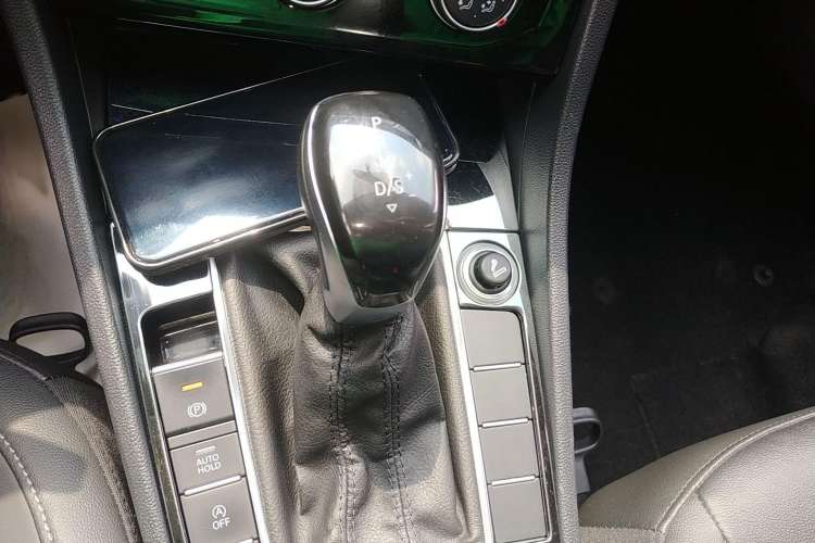 Used Volkswagen Sagitar 2019 280TSI DSG Comfort Version China VI Standard
