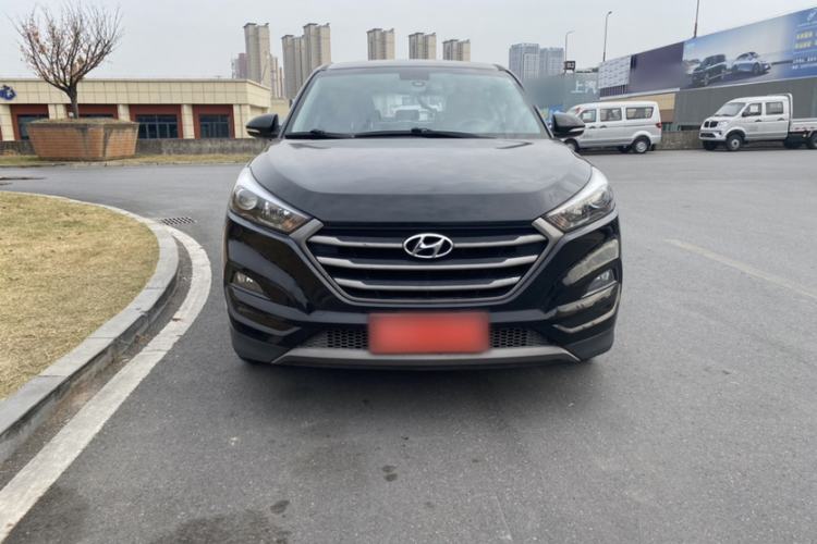 Used Hyundai Tucson 2015 1.6T Dual-Clutch Two-Wheel-Drive Comfort Model
