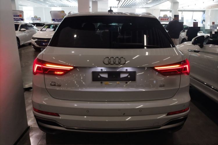 Used Audi Q3 2019 35 TFSI Advanced Dynamic Edition
