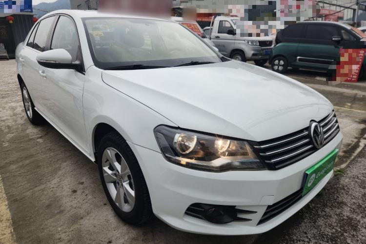 Used Volkswagen Bora 2015 Value Edition 1.6L Automatic Comfort Version
