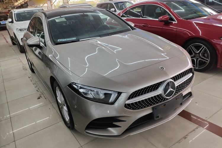 Used Mercedes-Benz A-Class 2021 A 200 L Sport Sedan Fashion Model
