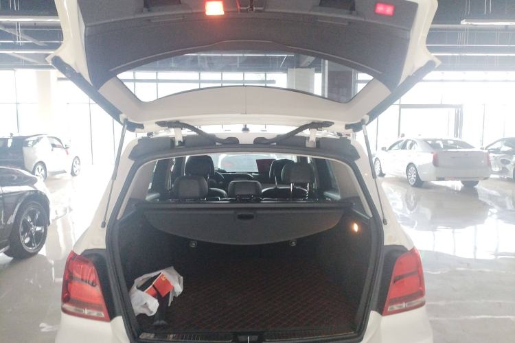 Used Mercedes-Benz GLK-Class 2013 GLK 300 4MATIC Dynamic Sunroof Model
