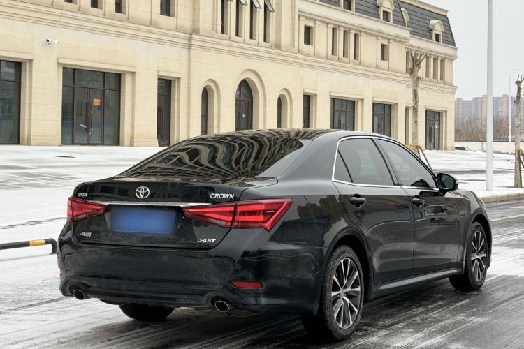 Used Toyota Crown 2018 2.0T Fashion Edition
