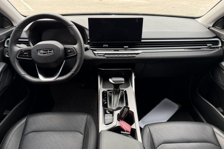 Used Geely Auto Emgrand 2023 4th Generation Champion Edition 1.5L CVT Prestige Model
