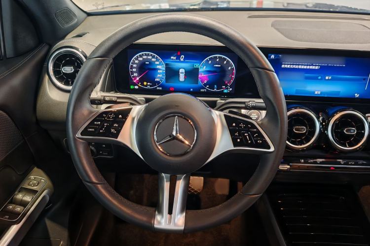 Used Mercedes-Benz GLB 2024 GLB 200 Dynamic Edition
