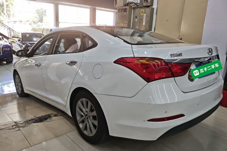 Used Hyundai Mistra 2014 1.8L Automatic Smart GLS
