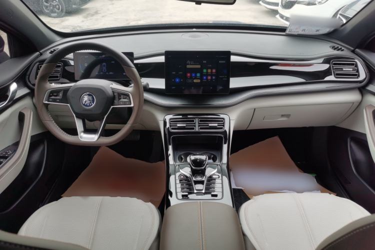 Used BYD Qin PLUS 2023 Champion Edition DM-i 55KM Leading Model