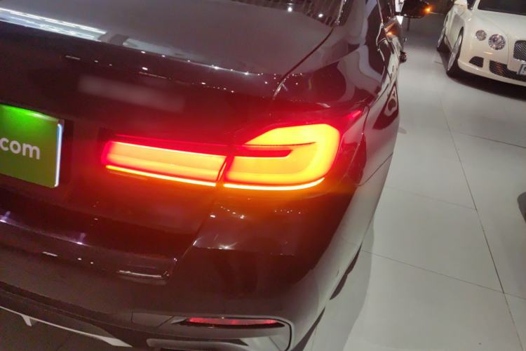 Used BMW 5 Series 2022 Second Facelift 530Li Leading Edition M Sport Package
