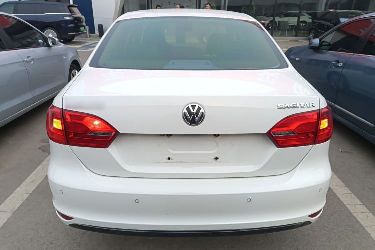 Used Volkswagen Sagitar 2014 Revised Version 1.6L Automatic Leading Edition