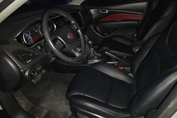 Used Fiat Viaggio 2015 1.4T Automatic Enjoyment Edition
