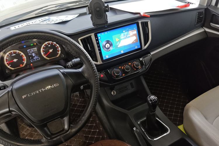 Used FORTHING Lingzhi 2022 Striving Version M5L 1.6L Base Model 7 Seats