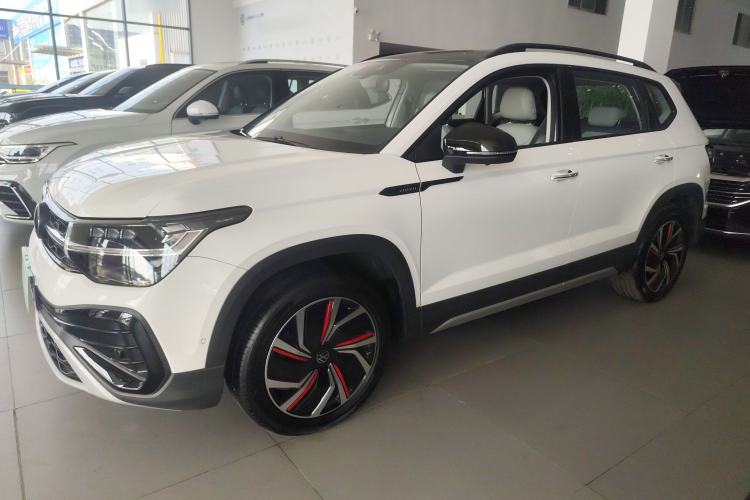 Used Volkswagen Tharu 2024 300TSI Two-Wheel-Drive Moon Luxury Edition
