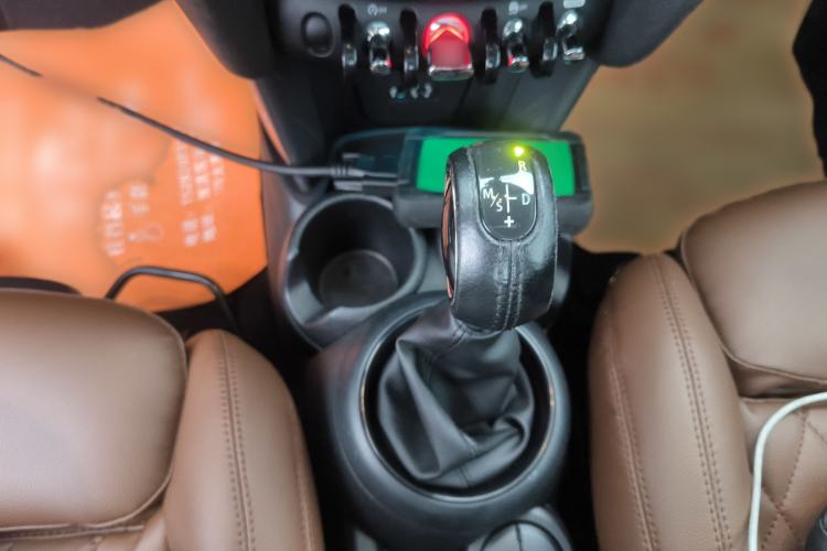 Used  MINI 2016 1.5T COOPER Five-Door Edition
