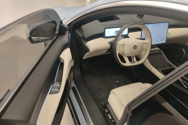 Used Nio ET5T 2025 75 kWh Touring