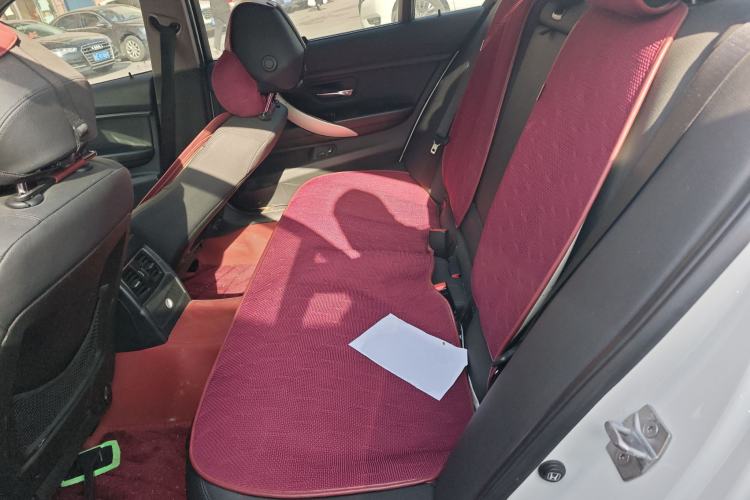 TDK.VehicleDetails.img