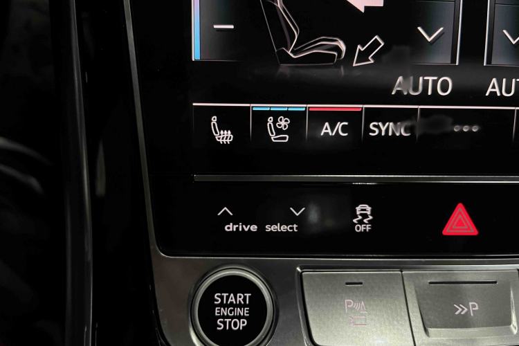 Used Audi Q8 2023 55 TFSI Luxury Dynamic Edition
