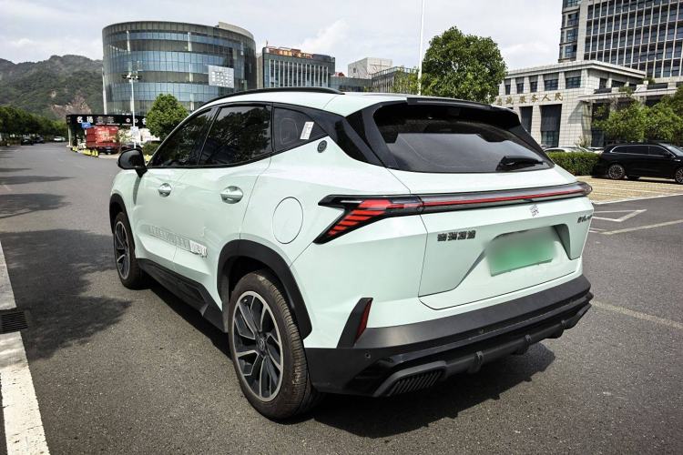 Used  Shanhai L6 2024 1.5TD DHT MAX
