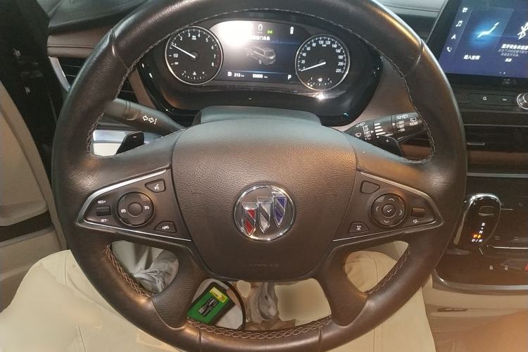 Used Buick GL8 2021 Land Cruiser Executive Class 652T Luxury Model
