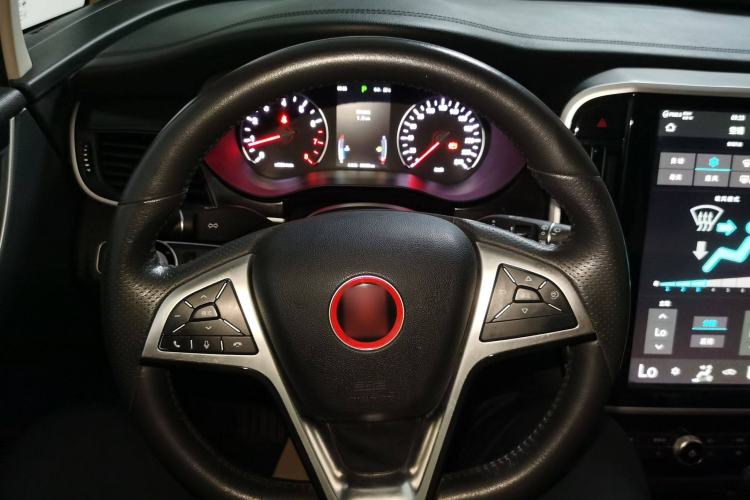 Used BYD Song MAX 2018 1.5T Automatic Smart Connect Elite Model with 6 Seats