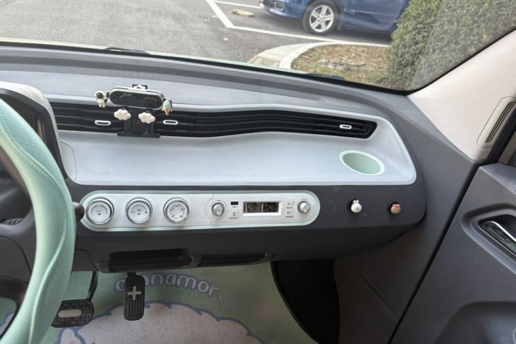 Used Wuling Hongguang MINIEV 2021 Macaron Premium Model – Lithium-NMC