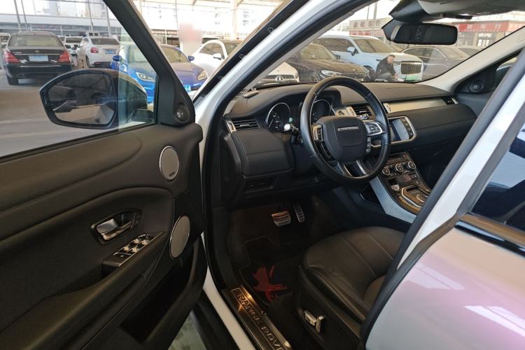 Used Land Rover Range Rover Evoque 2016 2.0T SE Smart Glow Edition