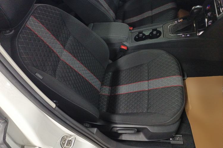 Used Volkswagen Lamando 2019 230TSI DSG Fashion Edition China VI