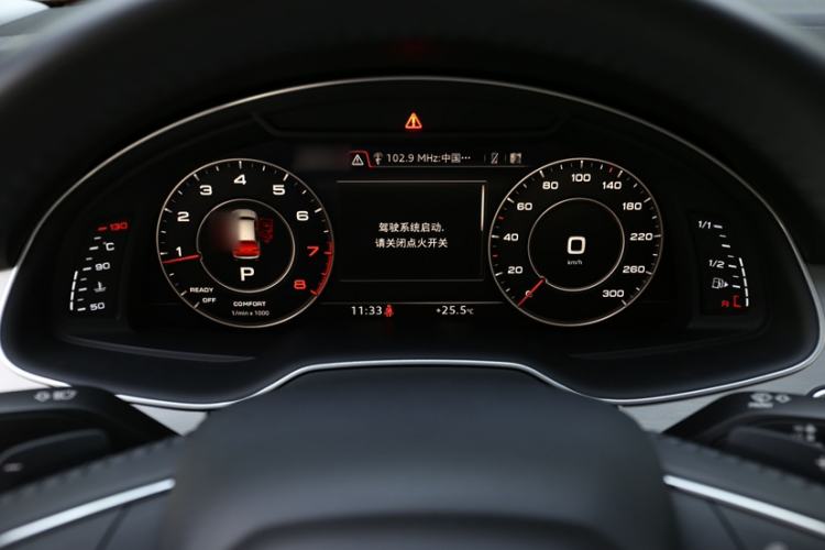 Used Audi Q7 2018 40 TFSI Comfort Model
